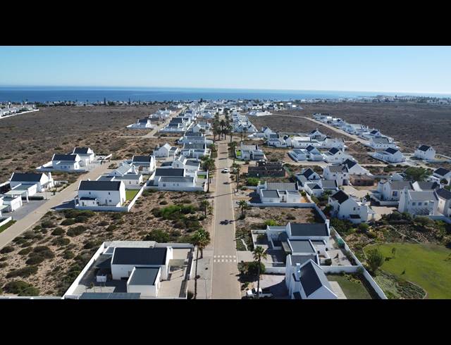 3 BEDROOM HOUSE FOR SALE IN LAMPIESBAAI